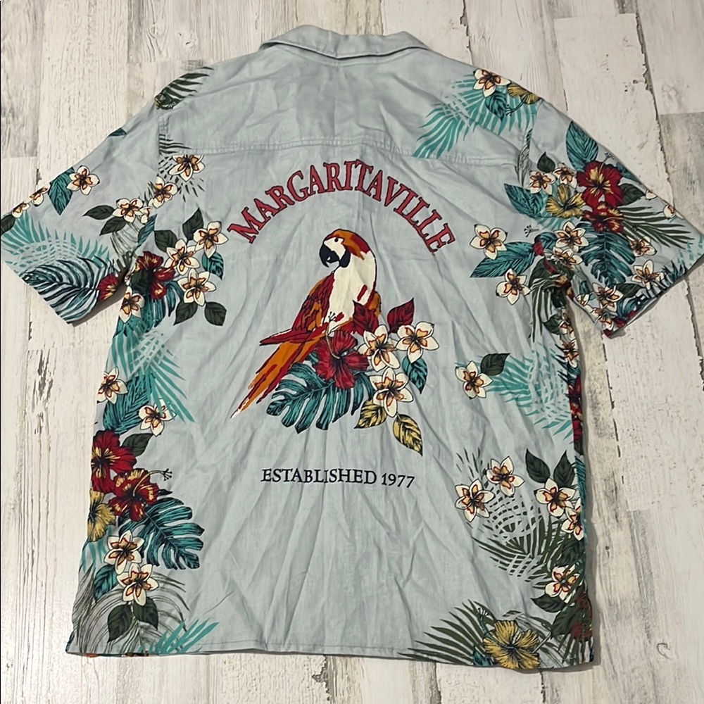 Margaritaville Linen Blend Button Down Size Medium - Picture 1 of 10